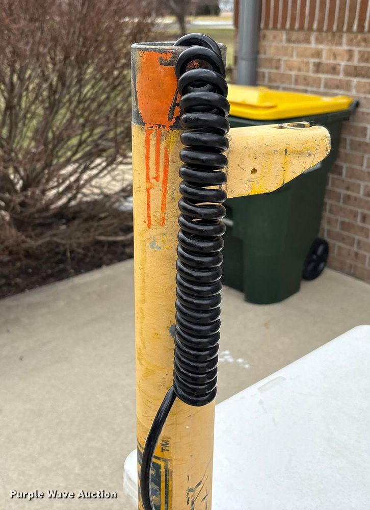 image for item EM6202 Trimble GCS 900 GPS equipment