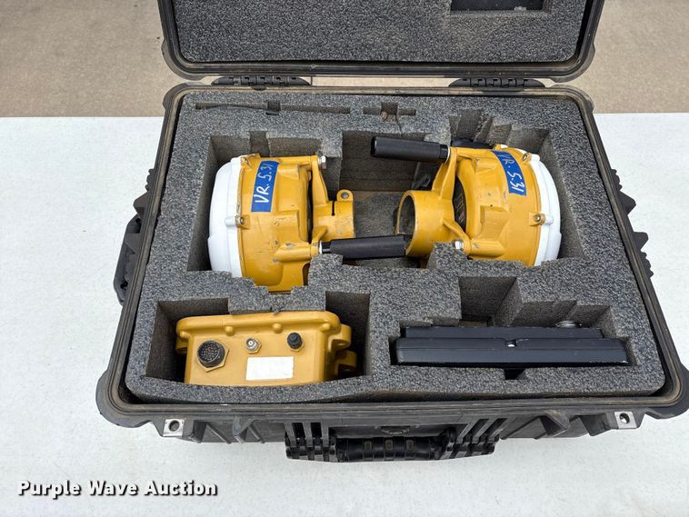 image for item EM6202 Trimble GCS 900 GPS equipment