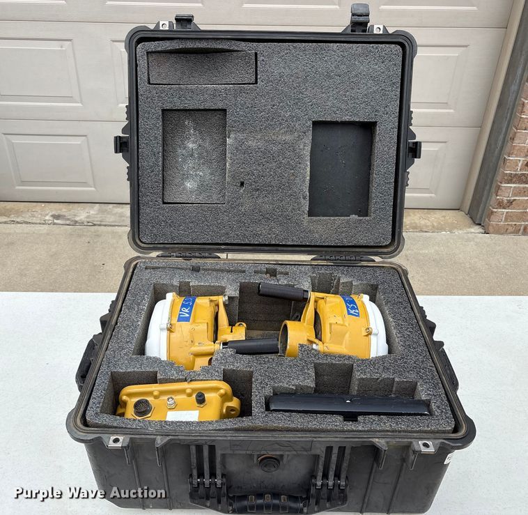 image for item EM6202 Trimble GCS 900 GPS equipment