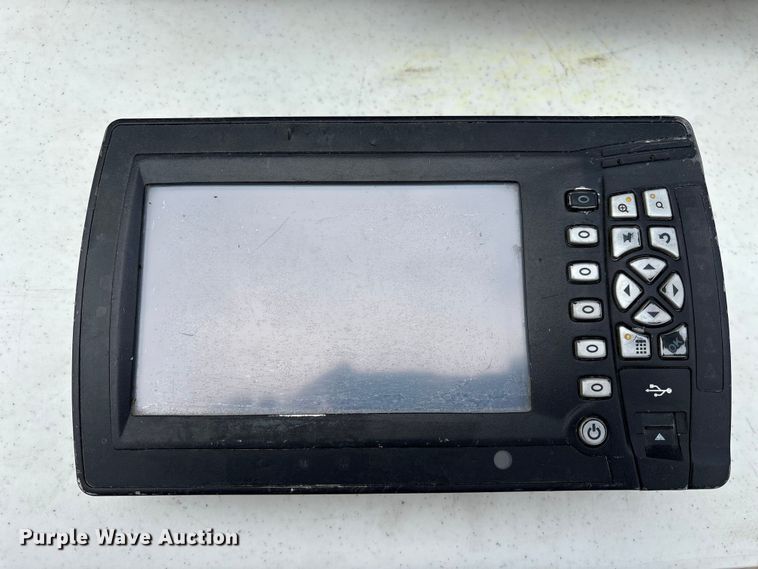 image for item EM6202 Trimble GCS 900 GPS equipment