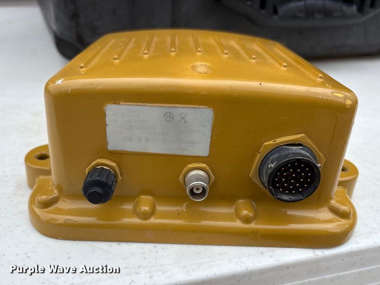 image for item EM6202 Trimble GCS 900 GPS equipment