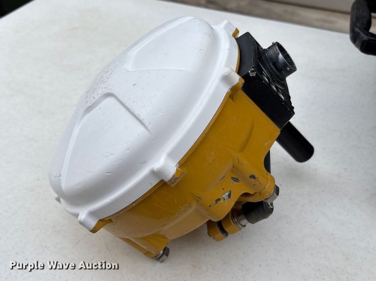 image for item EM6202 Trimble GCS 900 GPS equipment