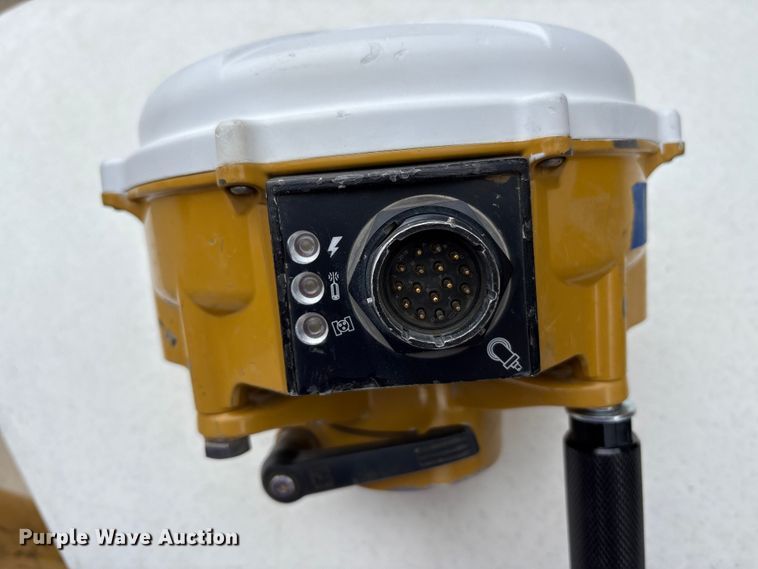 image for item EM6202 Trimble GCS 900 GPS equipment