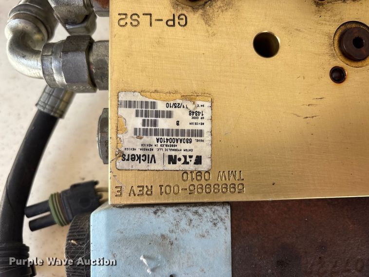 image for item EM6203 Trimble GPS equipment