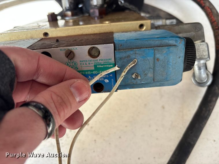 image for item EM6203 Trimble GPS equipment