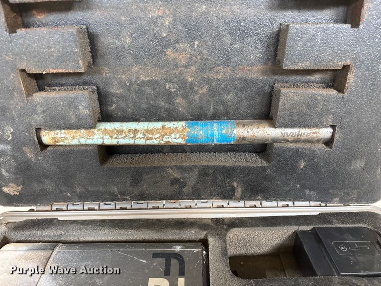 image for item EN5973 DigiTrak F2 locator