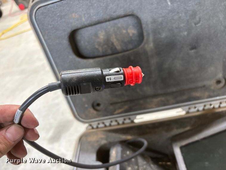 image for item EN5973 DigiTrak F2 locator