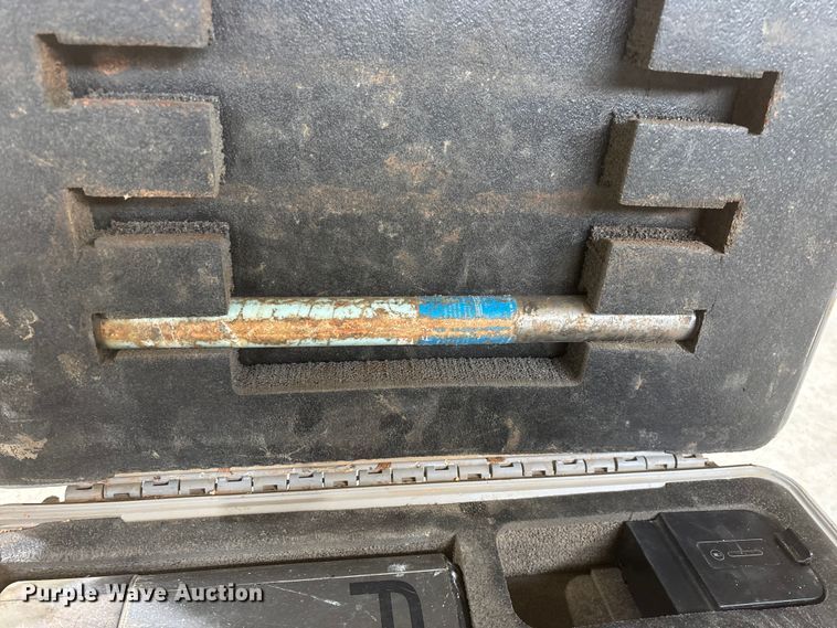 image for item EN5973 DigiTrak F2 locator