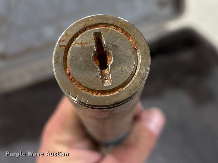 image for item EN5973 DigiTrak F2 locator