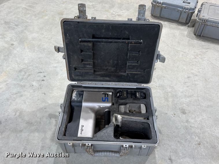 image for item EN5974 DigiTrak F5 locator