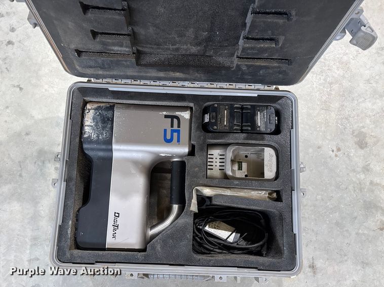 image for item EN5974 DigiTrak F5 locator