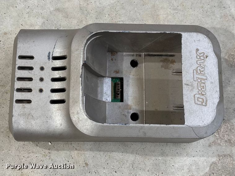 image for item EN5974 DigiTrak F5 locator