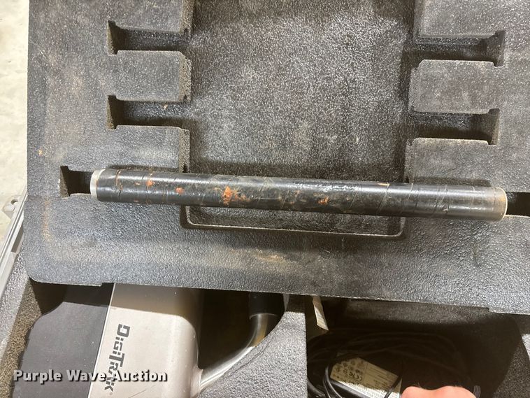 image for item EN5974 DigiTrak F5 locator