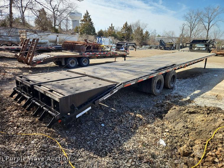 image for item EO7019 2022 Davidson Trailers, LLC equipment trailer