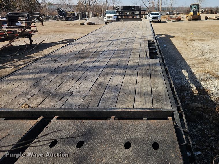 image for item EO7019 2022 Davidson Trailers, LLC equipment trailer