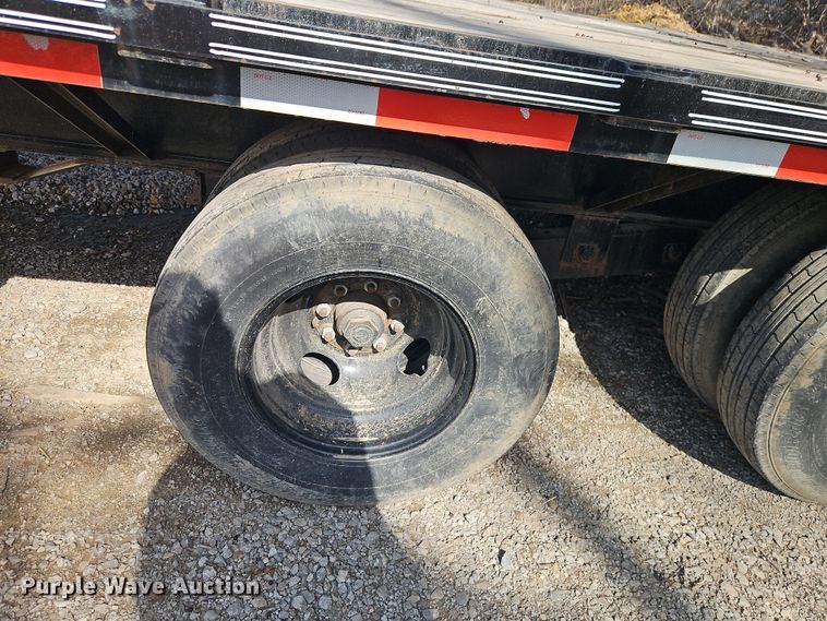 image for item EO7019 2022 Davidson Trailers, LLC equipment trailer