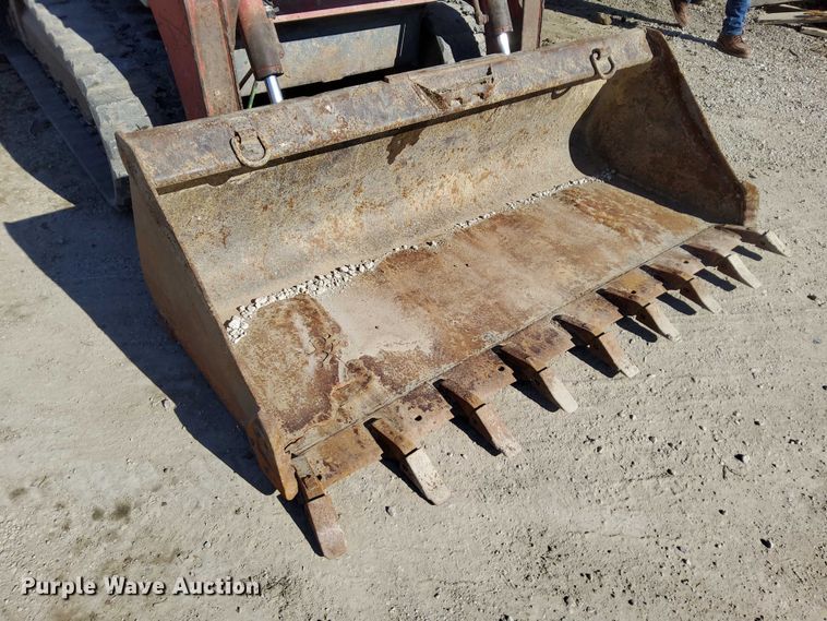 image for item EO7021 2013 Takeuchi  TL12 tracked skid steer loader