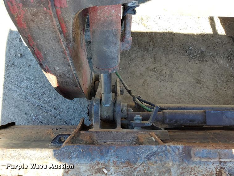 image for item EO7021 2013 Takeuchi  TL12 tracked skid steer loader