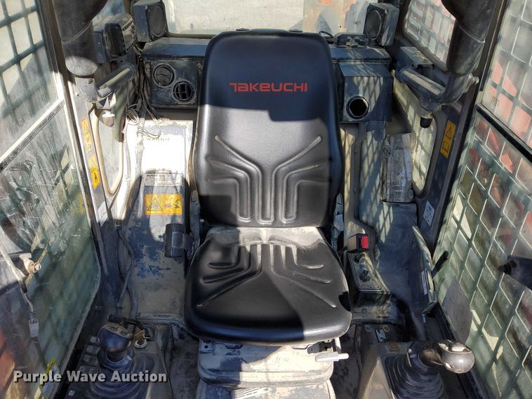 image for item EO7021 2013 Takeuchi  TL12 tracked skid steer loader