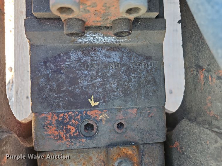 image for item EO7022 NPK E203 breaker