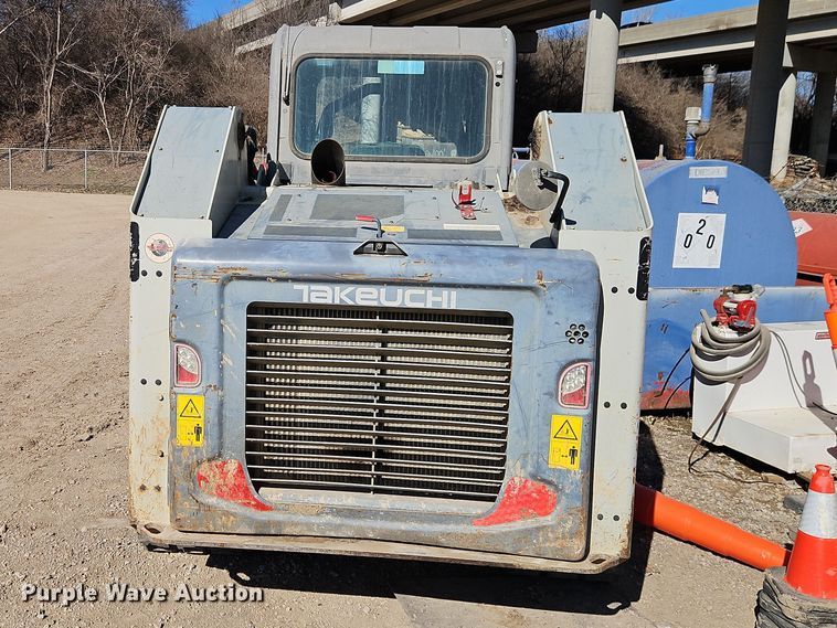 image for item EO7030 2022 Takeuchi TL12R-2 tracked skid steer loader