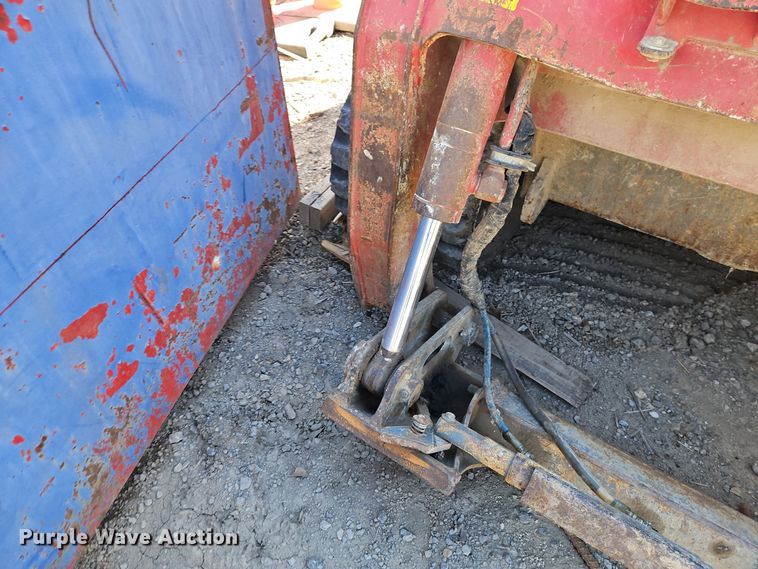 image for item EO7030 2022 Takeuchi TL12R-2 tracked skid steer loader