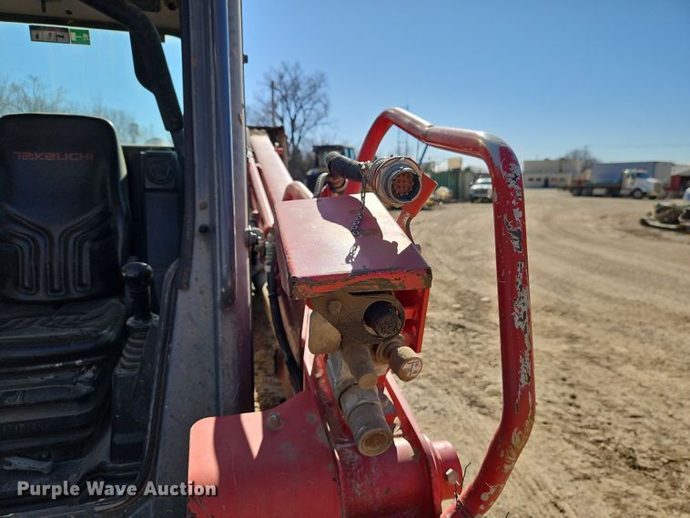 image for item EO7030 2022 Takeuchi TL12R-2 tracked skid steer loader