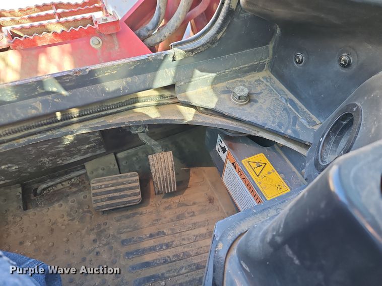 image for item EO7030 2022 Takeuchi TL12R-2 tracked skid steer loader