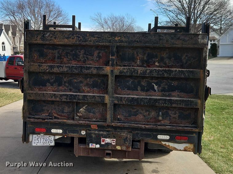 image for item EO7032 2017 RAM 5500 utility / service truck