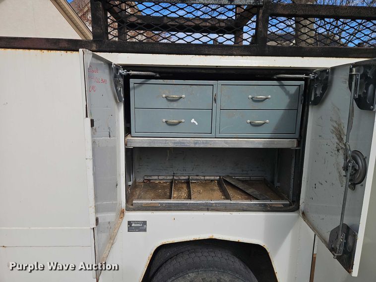 image for item EO7032 2017 RAM 5500 utility / service truck