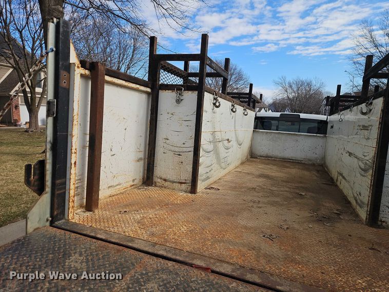 image for item EO7032 2017 RAM 5500 utility / service truck