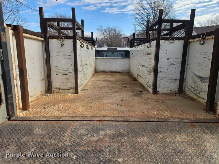 image for item EO7032 2017 RAM 5500 utility / service truck