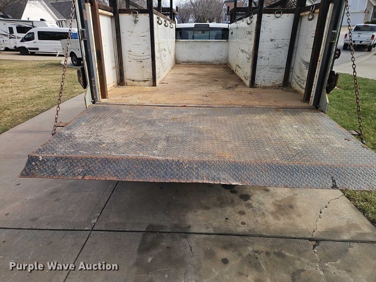 image for item EO7032 2017 RAM 5500 utility / service truck