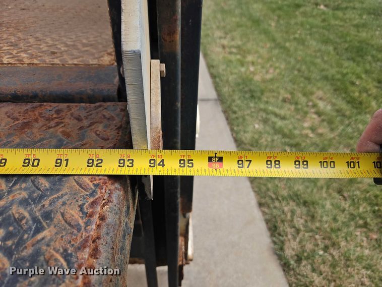 image for item EO7032 2017 RAM 5500 utility / service truck