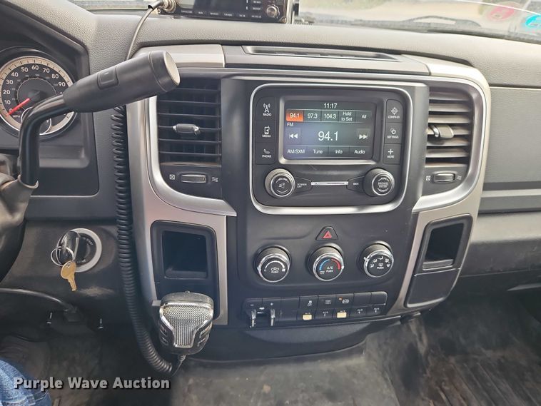 image for item EO7032 2017 RAM 5500 utility / service truck