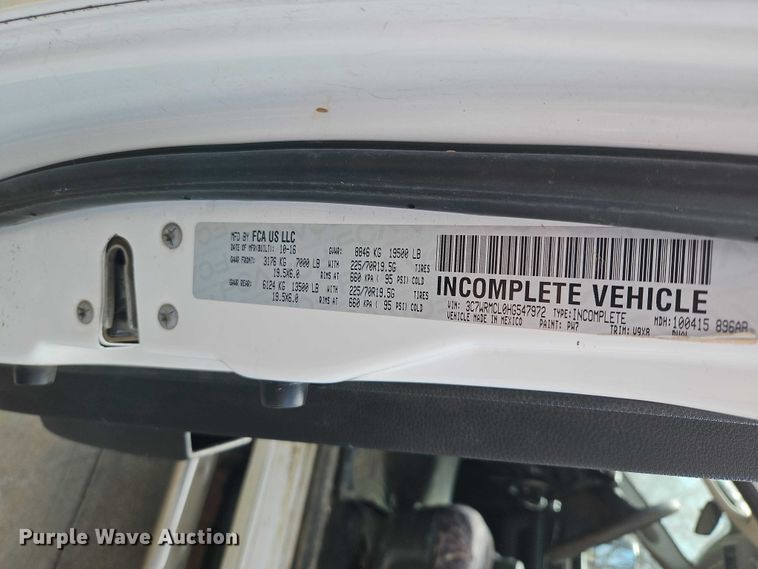 image for item EO7032 2017 RAM 5500 utility / service truck