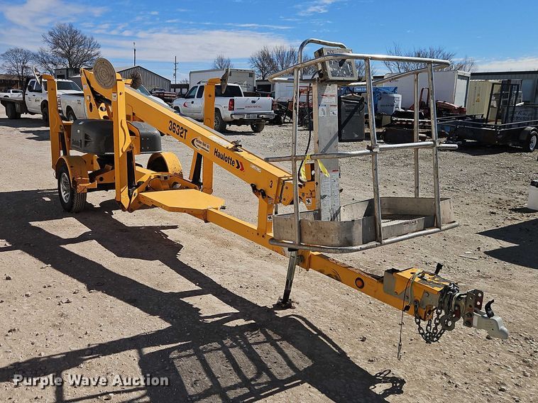 image for item EO7033 2017 Haulotte 3632T boom lift