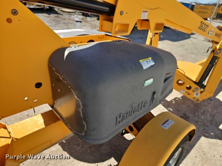 image for item EO7033 2017 Haulotte 3632T boom lift