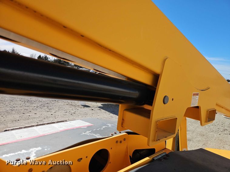 image for item EO7033 2017 Haulotte 3632T boom lift