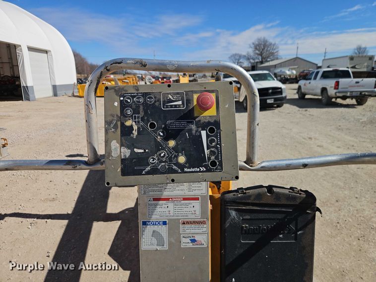 image for item EO7033 2017 Haulotte 3632T boom lift