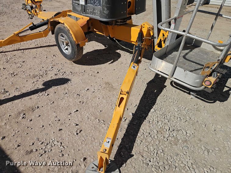 image for item EO7034 2018 Houlotte 4527A boom lift