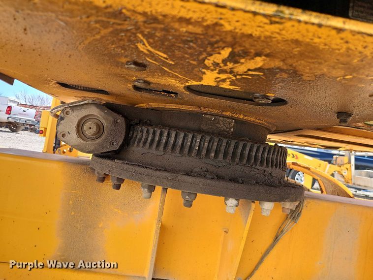 image for item EO7034 2018 Houlotte 4527A boom lift