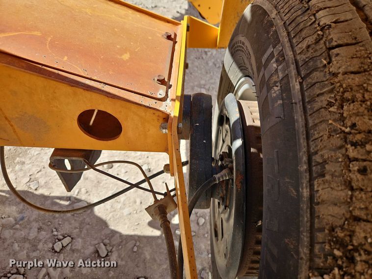 image for item EO7034 2018 Houlotte 4527A boom lift