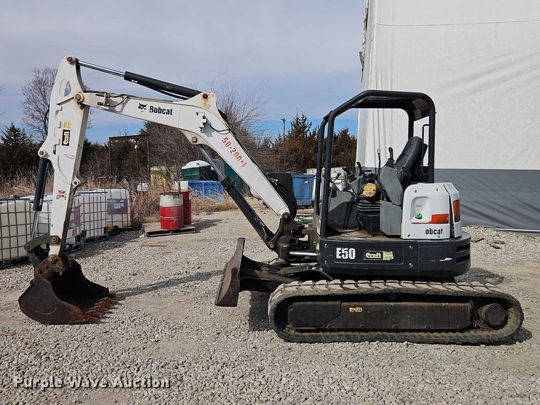 image for item EO7037 2017 Bobcat E50 mini excavator