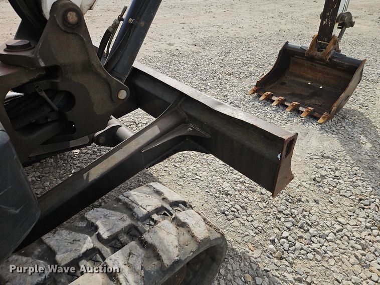 image for item EO7037 2017 Bobcat E50 mini excavator