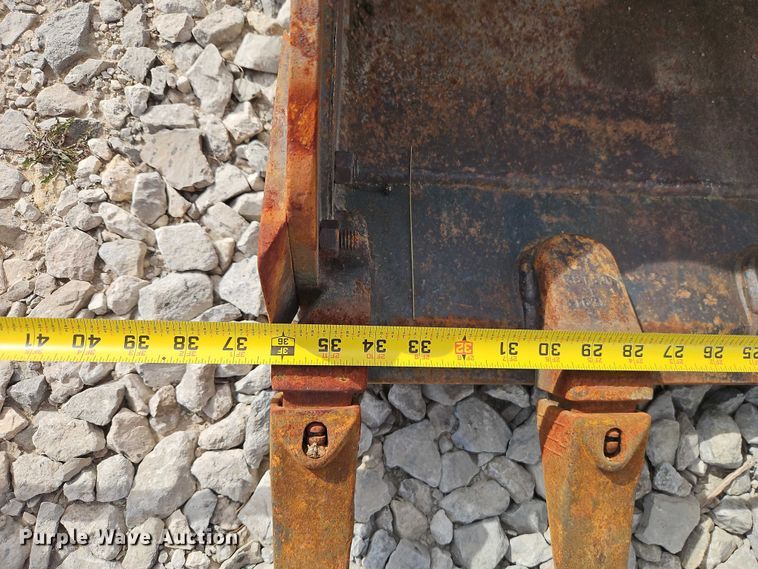 image for item EO7037 2017 Bobcat E50 mini excavator