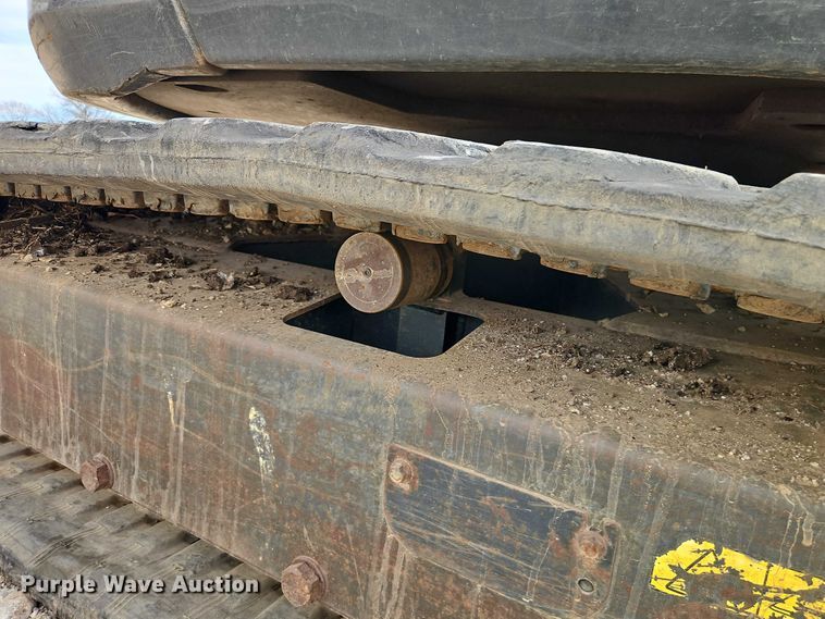 image for item EO7037 2017 Bobcat E50 mini excavator