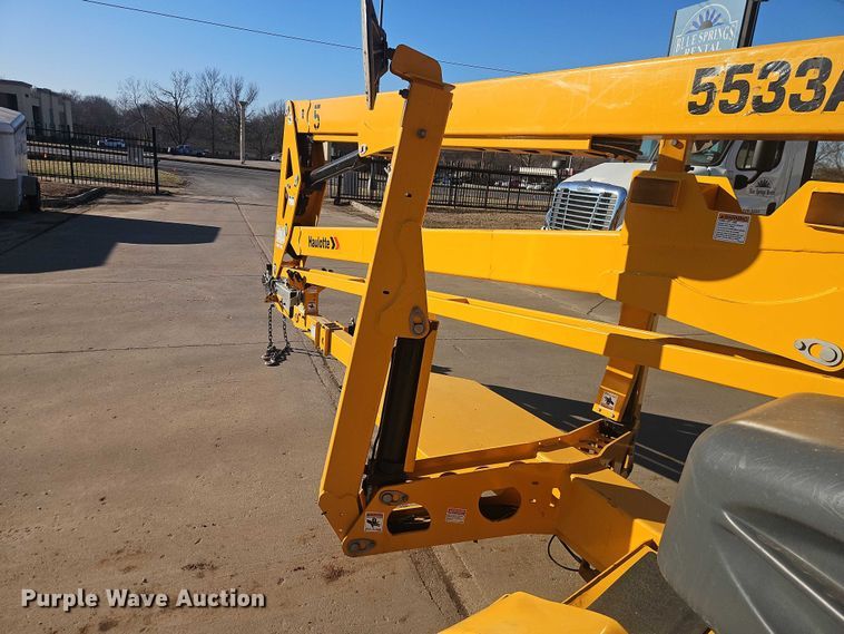 image for item EO7038 2022 Haulotte 5533A boom lift