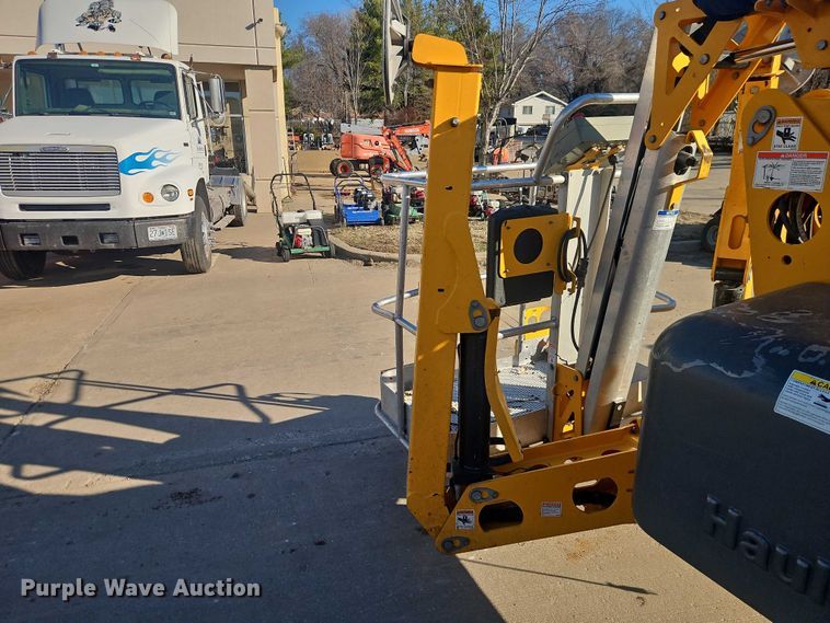 image for item EO7038 2022 Haulotte 5533A boom lift