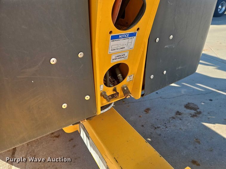 image for item EO7038 2022 Haulotte 5533A boom lift